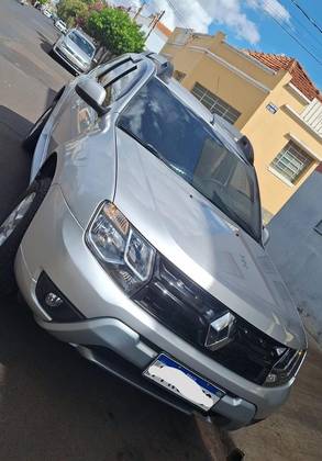 RENAULT DUSTER 2.0 DYNAMIQUE 4X2 16V FLEX 4P AUTOMÁTICO